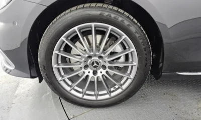 Mercedes-Benz E-Class 2021, 37782 км, за 24116.28 USD