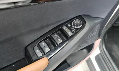 Kia Seltos 2024, 34804 км, за 16738.87 USD - фото 28