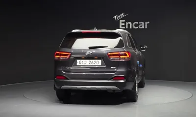 Kia Sorento 2017, 125696 км, за 8139.69 USD