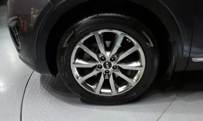 Kia Sorento 2017, 125696 км, за 8139.69 USD
