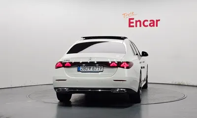 Mercedes-Benz E-Class 2025, 11051 км, за 38744.53 USD