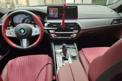 BMW 5 Series 2023, 38600 км, за 46927 USD - фото 9