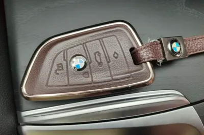 BMW 5 Series 2023, 38600 км, за 46927 USD - фото 20