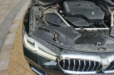 BMW 5 Series 2023, 38600 км, за 46927 USD - фото 23