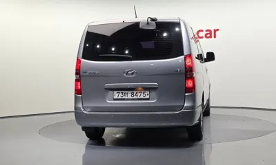 Hyundai Starex 2019, 124940 км, за 9865.83 USD