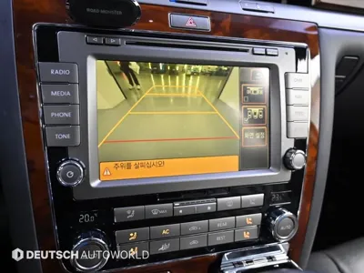 Volkswagen Phaeton 2013, 163913 км, за 7807.51 USD - фото 15