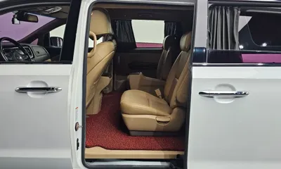 Kia Canival 2016, 139108 км, за 8775.92 USD - фото 11