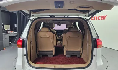 Kia Canival 2016, 139108 км, за 8775.92 USD - фото 20