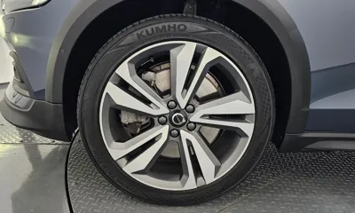 Volvo V60 2020, 44901 км, за 16539.68 USD