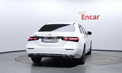 Mercedes-Benz E-Class 2021, 109326 км, за 20491.82 USD