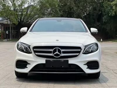 Mercedes-Benz E-Class 2020, 100000 км, за 27965.61 USD