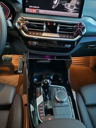 BMW X4 2025, 15200 км, за 39319.94 USD - фото 11