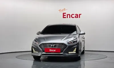 Hyundai Sonata 2018, 86378 км, за 8074.04 USD
