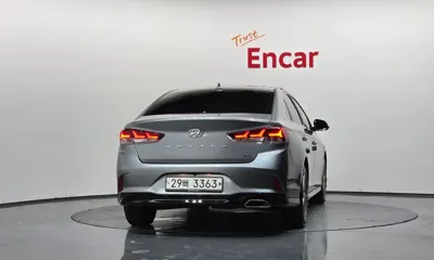 Hyundai Sonata 2018, 86378 км, за 8074.04 USD