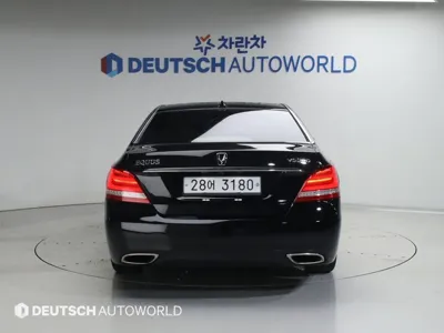 Hyundai Equus 2014, 130535 км, за 4879.01 USD