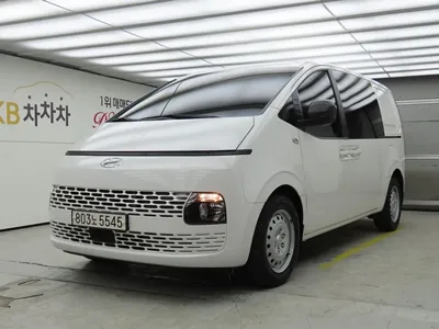 Hyundai Staria · 2023 год