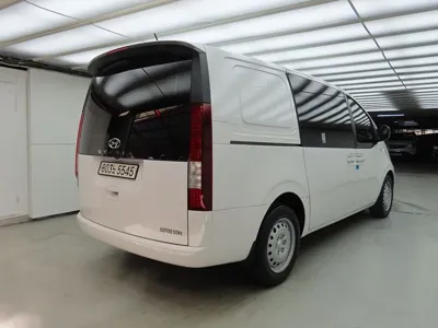 Hyundai Staria 2023, 2306 км, за 15536.63 USD