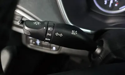 Hyundai Santafe 2019, 117213 км, за 10437.18 USD - фото 28