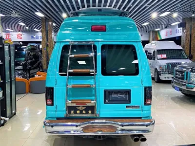 Ford E350 2015, 100000 км, за 24719.94 USD - фото 6