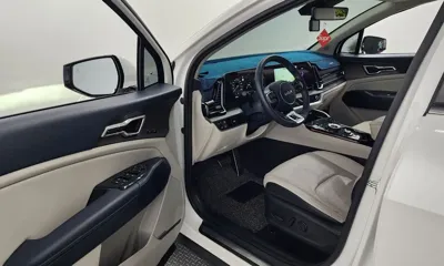 Kia Sportage 2023, 44042 км, за 20312.71 USD - фото 10