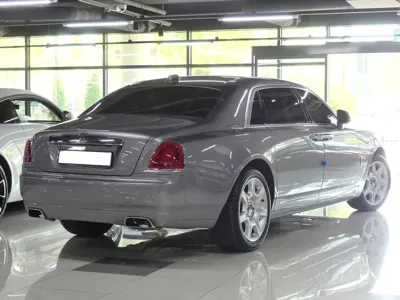 Rolls-Royce Ghost 2019, 21600 км, за 177351.48 USD