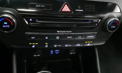 Hyundai Tucson 2016, 181000 км, за 6541.13 USD - фото 18