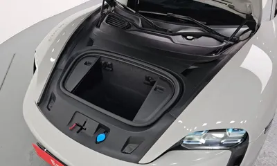 Porsche Taycan 2021, 11303 км, за 79470.13 USD - фото 6