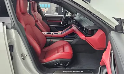 Porsche Taycan 2021, 11303 км, за 79470.13 USD - фото 11
