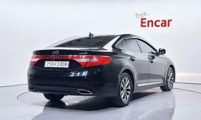 Hyundai Grandeur 2011, 538470 км, за 2576.81 USD