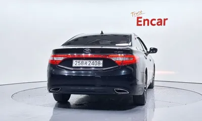 Hyundai Grandeur 2011, 538470 км, за 2576.81 USD