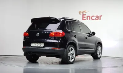 Volkswagen Tiguan 2015, 123215 км, за 5211.73 USD