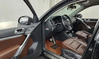 Volkswagen Tiguan 2015, 123215 км, за 5204.27 USD - фото 10