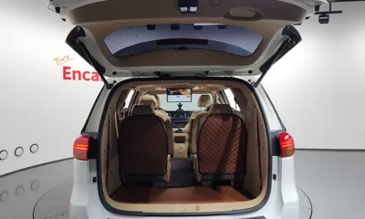 Kia Canival 2018, 101121 км, за 8013.03 USD - фото 27