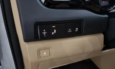 Kia Canival 2018, 101121 км, за 8013.03 USD - фото 29