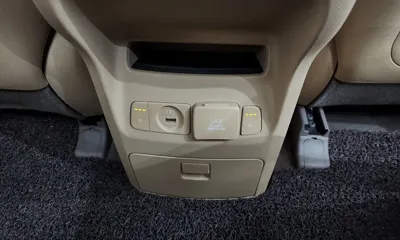 Kia Canival 2018, 101121 км, за 8013.03 USD - фото 34