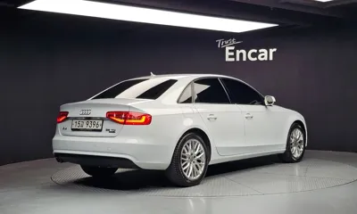 Audi A4 2015, 143326 км, за 5397.35 USD