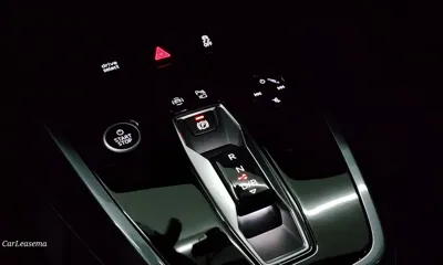 Audi Q4 e-tron 2025, 8300 км, за 34324.54 USD - фото 17