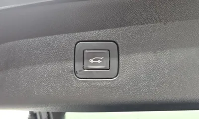 ChevroletGMDaewoo Trax 2025, 30623 км, за 13811.08 USD - фото 32