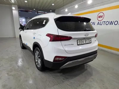 Hyundai Santafe 2019, 44031 км, за 14325.71 USD