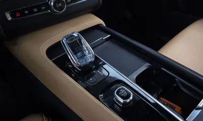 Volvo XC90 2022, 114891 км, за 29446.27 USD - фото 9