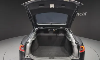 Tesla Model S 2017, 151786 км, за 22781.44 USD - фото 20