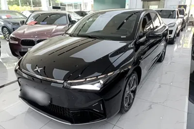 Xpeng P5 · 2021 год