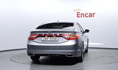 Hyundai Grandeur 2016, 74017 км, за 5231.78 USD