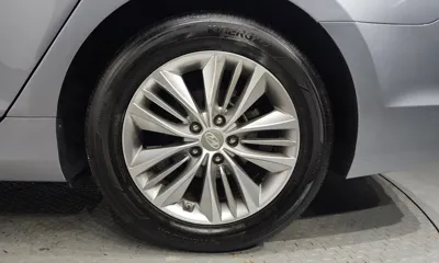 Hyundai Grandeur 2016, 74017 км, за 5231.78 USD