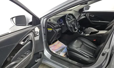 Hyundai Grandeur 2016, 74017 км, за 5231.78 USD - фото 10