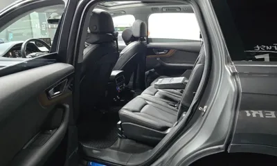 Audi Q7 2016, 137354 км, за 16459.56 USD - фото 11