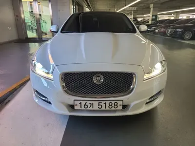 Jaguar XJ 2013, 41744 км, за 10596.02 USD