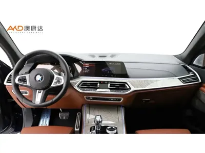 BMW X7 2022, 58000 км, за 76514.11 USD