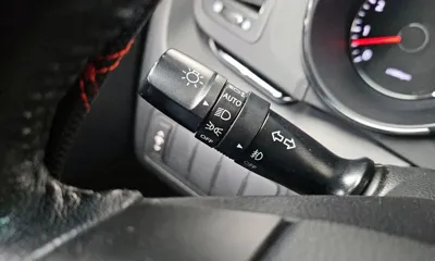 Kia K7 2010, 123572 км, за 2576.81 USD - фото 18