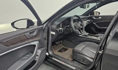 Audi A6 2020, 47135 км, за 20677.43 USD - фото 10